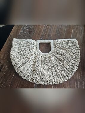 Cream Woven Straw Tote Bag - Lightweight Summer Handbag